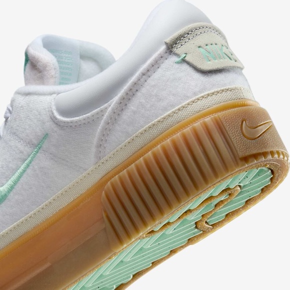 NEW Nike Court Legacy Lift Women’s Size 10 - White/Mint (No Box) - Picture 3 of 12